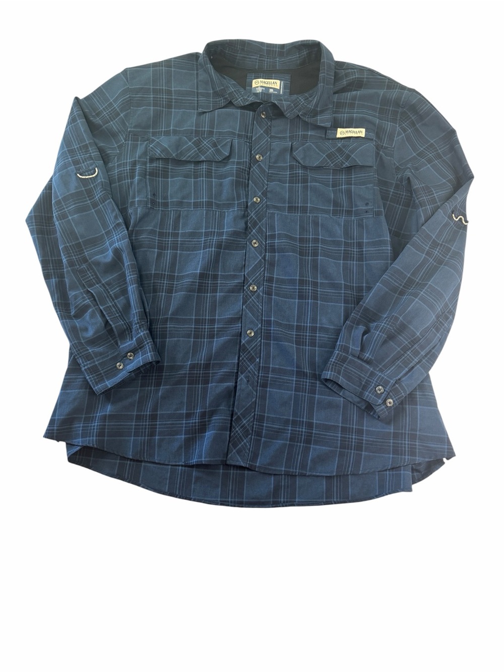 Magellan Outdoors Men's Navy and Dark Blue Plaid Button-Up Shirt